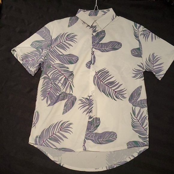 Vintage HAWAIIAN FLORAL SHIRT SLIM FIT SIZE S - Picture 8 of 8